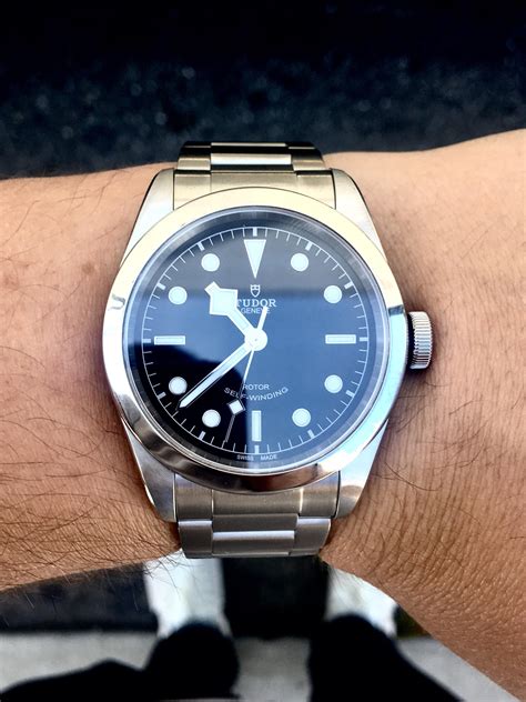 Tudor Black Bay 41 .